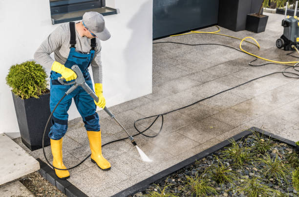 Best Commercial Pressure Washing  in Laguna Beach, FL